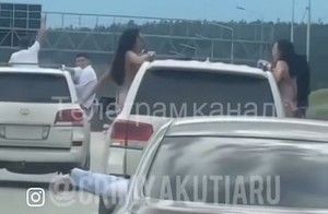 В Якутске привлекли к ответственности водителей свадебного кортежа