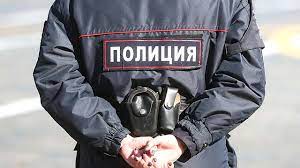 В Алдане дебошир при задержании нанес удар полицейскому, теперь им занимаются следователи