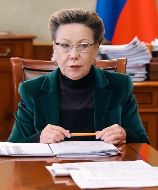 Галина Данчикова поздравляет с Днем защитника Отечества