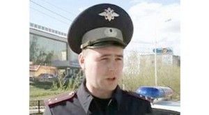 В Якутске сотрудник ГИБДД вынес ребёнка из огня страшного пожара