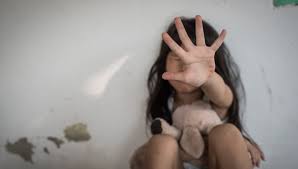 Житель Якутска более двух лет насиловал несовершеннолетнюю падчерицу