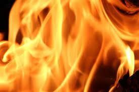 В Ленске загорелся "УАЗ Патриот": Предположительная причина – поджог