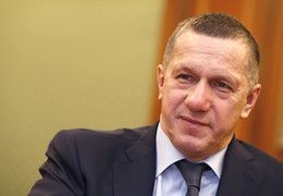 Из полпредов больше всех налетал Юрий Трутнев