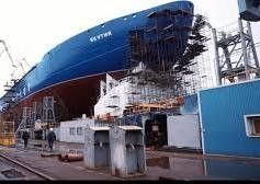 Владимир Путин примет участие в церемонии спуска на воду ледокола "Якутия"