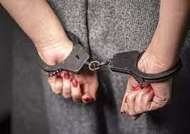 В Мегино-Кангаласском районе влюбленные попались на краже пуховика