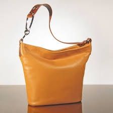 Житель Ленского района похитил сумку своей гостьи