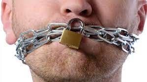 В Якутии житель Хабаровского края публично оскорбил полицейского