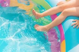 Дежурный прокурор: В Якутии в установленном во дворе бассейне утонул двухлетний ребенок