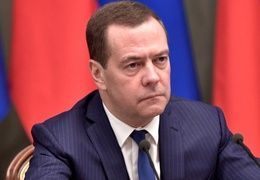 Президент нашел Медведеву новую должность