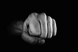 Пьяный житель Амгинского улуса избил человека до смерти