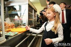 Качество питания в детских садах и школах города обсудили на постоянной комиссии Якутской городской Думы