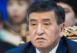 Президент Киргизии приказал ввести войска в Бишкек