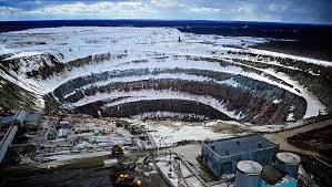 «Алроса» в I квартале снизила добычу алмазов на 17% из-за аварии на руднике «Мир»