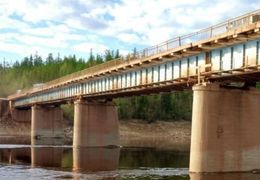 В Ленском районе реконструируют самый главный мост