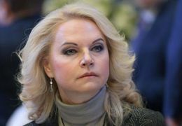 Переболевшим COVID не стоит торопиться с прививкой?