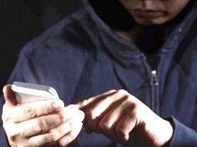 Жительница Якутска, поверив рекламе о заработке на торговле бинарными опционами, перевела мошенникам более 1, 4 миллиона рублей