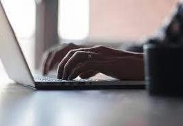 Бывший главный менеджер одного из банков в Якутске похитил у клиентов более 4,5 млн рублей