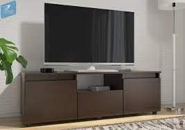 В Якутске мужчина проник в дом соседей и украл телевизор