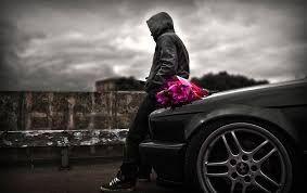 В Якутии молодой мужчина открыто похитил букет