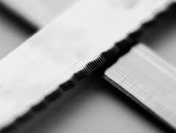 В Якутске пьяные мужчина и женщина нанесли друг другу ножевые ранения