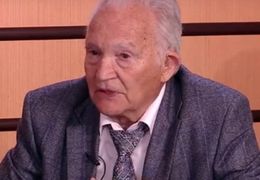 "Для завершения пандемии коронавирусом должно переболеть большинство населения"