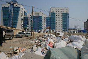 В Якутске не спешат с заключением договоров на вывоз мусора