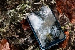 Житель Якутска сдал в ломбард найденный сотовый телефон: Возбуждено уголовное дело