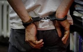 В Вилюйске женщина пустила к себе переночевать земляка, а он в благодарность обокрал ее