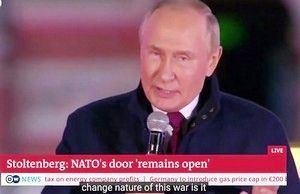 Брифинг генсека НАТО прервали кадры с Красной площади