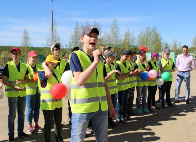 В Мирном открылся первый в республике трудовой лагерь для детей с ограниченными возможностями здоровья