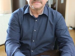 И по заслугам честь!