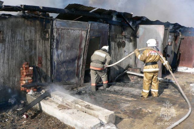 В Якутии участились пожары в гаражах