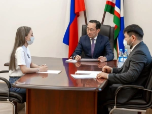 Глава Якутии Айсен Николаев провёл личный приём граждан