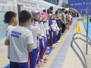 В Якутске начались соревнования по плаванию «Олимпийские надежды» среди школьников