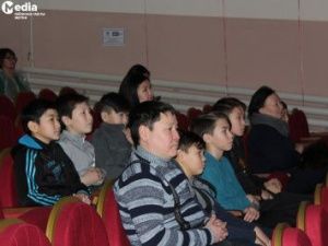 В Среднеколымске открыли кинозал