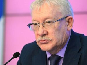 Депутатам и сенаторам придется согласовывать поездки заграницу