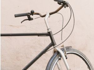 В Якутске ранее судимый мужчина украл велосипед из подъезда и продал его за 1000 рублей