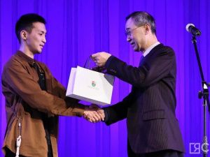 В Якутске наградили лучших юных хомусистов