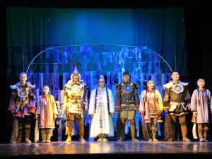 В ТЮЗе Якутии началась декада 35-летия творческой деятельности ведущей артистки Марии Даниловой