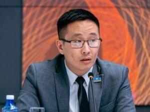 У министра молодежи Якутии оказалась богатая супруга