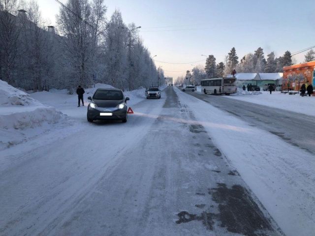 В Нерюнгри пьяный мужчина попал под колеса иномарки