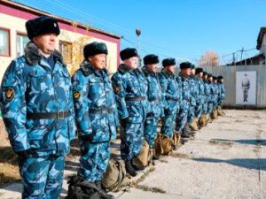 В отделе по конвоированию проведен строевой смотр сотрудников