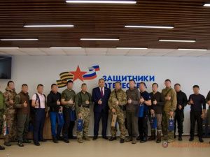 Альберт Семенов поздравил участников СВО с Днём защитника Отечества