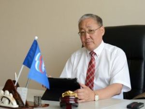 Депутат Васильев: В этот день поздравляем всех отцов и дедушек