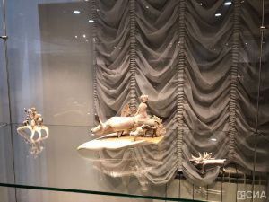 Национальный художественный музей презентовал выставку художника-костореза Михаила Слепцова