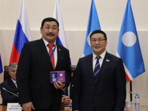 Работникам спортивной отрасли Якутии вручили государственные награды