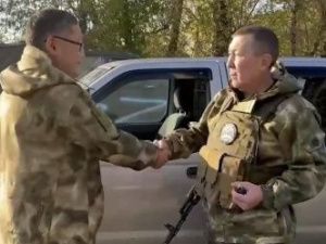 Якутянам на передовой доставили посылки и пикап