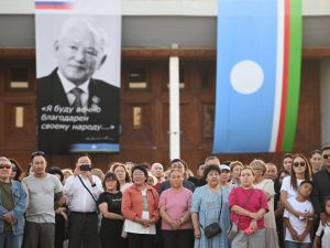 В Якутске завершилась церемония прощания с первым Президентом Якутии Михаилом Николаевым