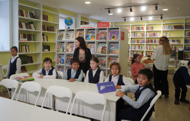 В Хангаласском районе Якутии открылась после модернизации модельная библиотека для детей