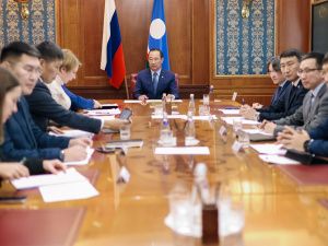 Айсен Николаев провел заседание президиума оперштаба по обеспечению экономического развития республики